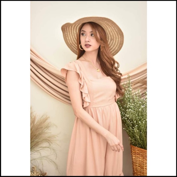 Rose Dress - Picture 15 of 16